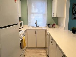 1614 Pennsylvania Ave 2I, Miami Beach FL 33139