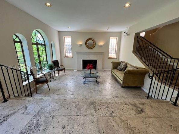 1614 Pennsylvania Ave 2I, Miami Beach FL 33139