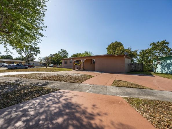 11500 SW 142nd St, Miami FL 33176
