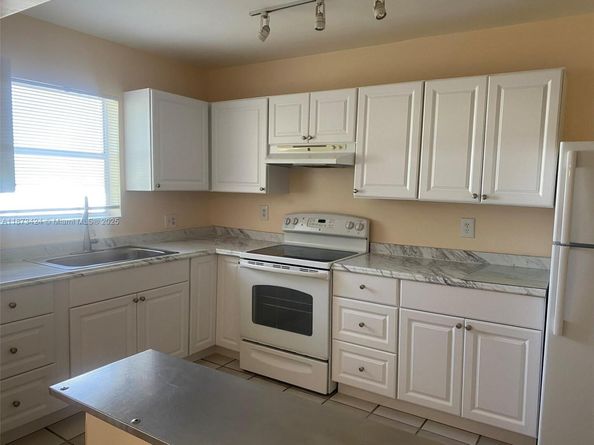 10772 La Placida Dr 7301, Coral Springs FL 33065