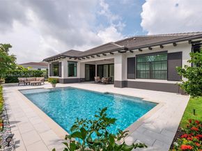 9228 Coral Isles Cir, Palm Beach Gardens FL 33412
