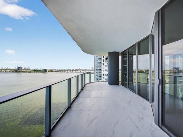 Undisclosed Address #A11863288, Miami FL 33137