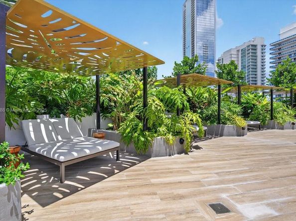 Undisclosed Address #A11863288, Miami FL 33137