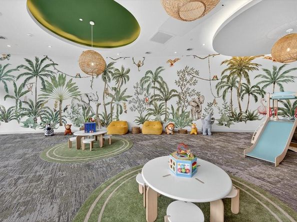 Undisclosed Address #A11863288, Miami FL 33137