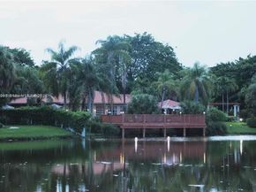 10709 Cleary Blvd 307, Plantation FL 33324
