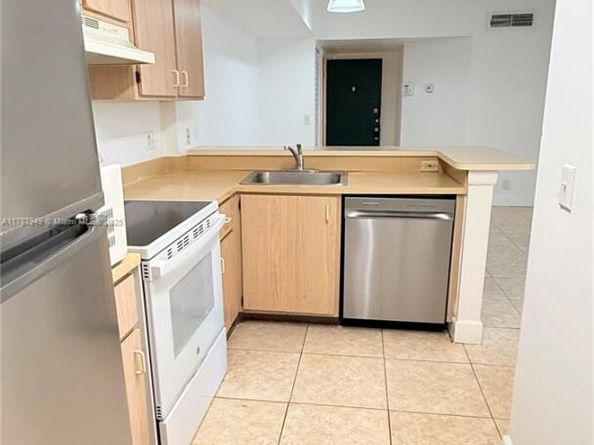10709 Cleary Blvd 307, Plantation FL 33324