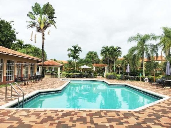 10709 Cleary Blvd 307, Plantation FL 33324