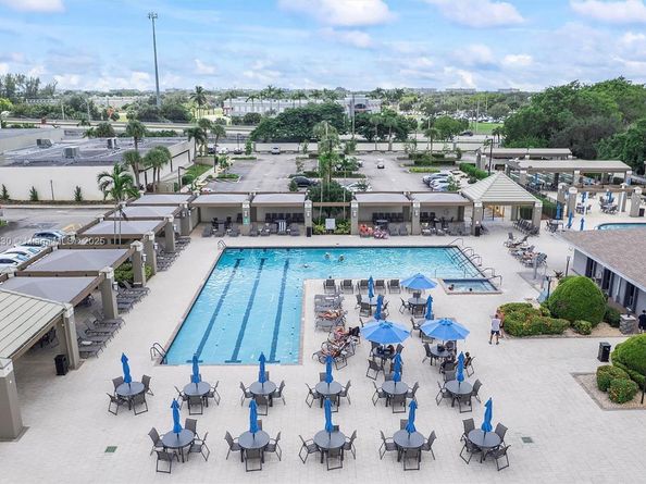2004 Granada Dr H1, Coconut Creek FL 33066