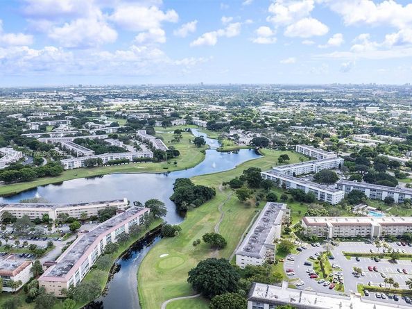 2004 Granada Dr H1, Coconut Creek FL 33066