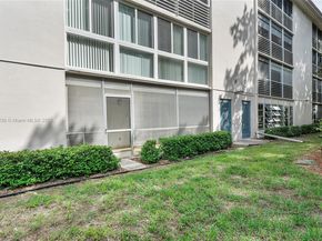 2004 Granada Dr H1, Coconut Creek FL 33066