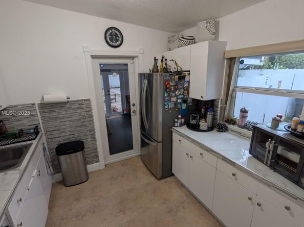 13800 NW 2nd Ave, North Miami FL 33168