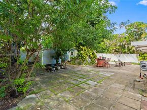 13800 NW 2nd Ave, North Miami FL 33168