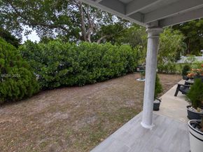 13800 NW 2nd Ave, North Miami FL 33168