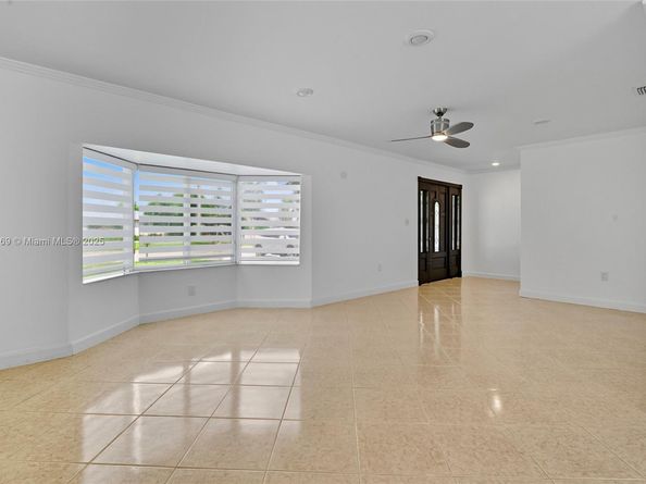 9710 Sunset Strip, Sunrise FL 33322