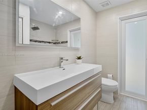 9710 Sunset Strip, Sunrise FL 33322