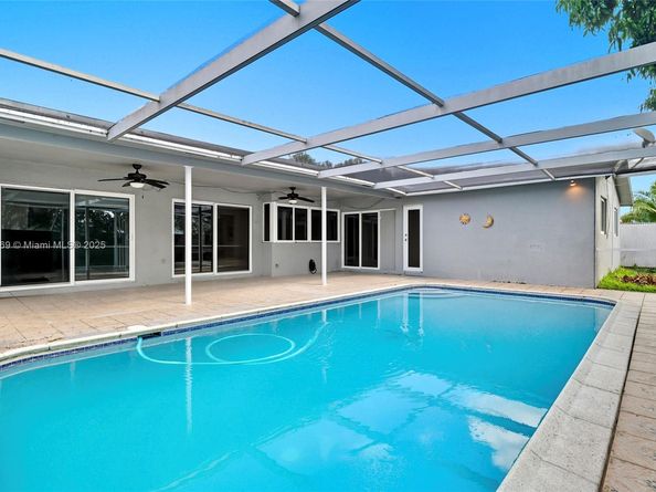 9710 Sunset Strip, Sunrise FL 33322