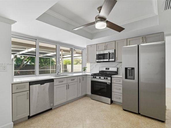 9710 Sunset Strip, Sunrise FL 33322