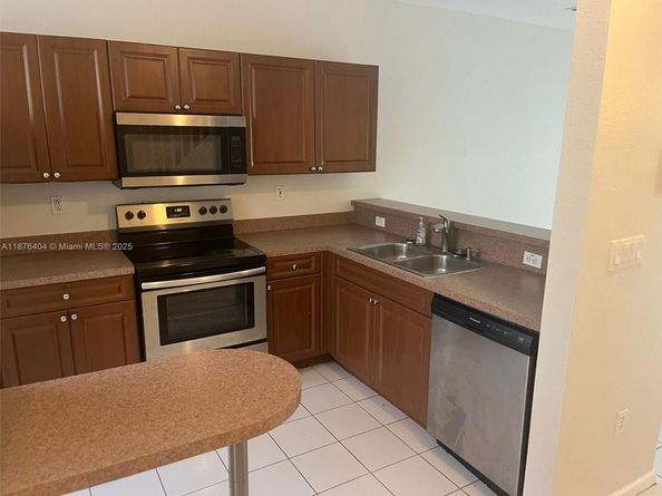 17349 NW 7th Ave 1006, Miami Gardens FL 33169