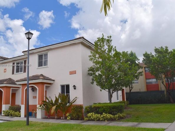 17349 NW 7th Ave 1006, Miami Gardens FL 33169