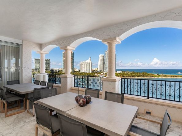 7192 Fisher Island Dr 7192, Miami Beach FL 33109