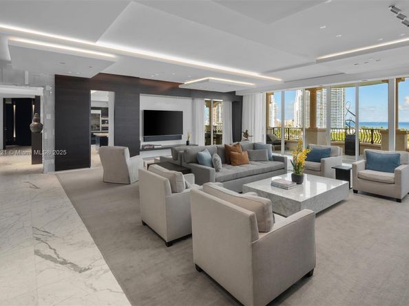 7192 Fisher Island Dr 7192, Miami Beach FL 33109
