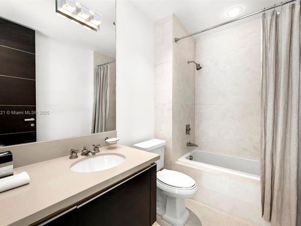 7192 Fisher Island Dr 7192, Miami Beach FL 33109