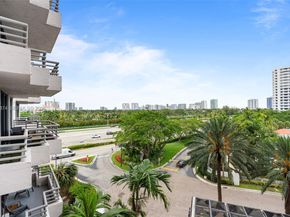 3300 NE 191st St 609, Aventura FL 33180
