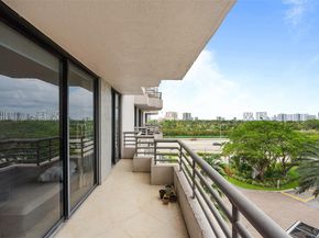 3300 NE 191st St 609, Aventura FL 33180