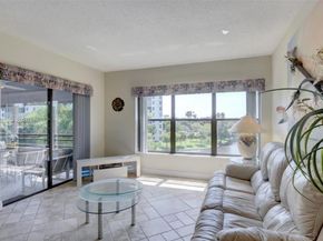 2311 S Cypress Bend Dr 419A, Pompano Beach FL 33069