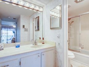 2311 S Cypress Bend Dr 419A, Pompano Beach FL 33069