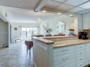 2311 S Cypress Bend Dr 419A, Pompano Beach FL 33069
