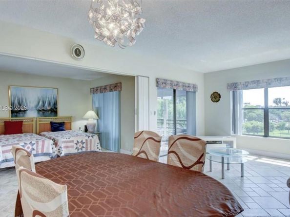 2311 S Cypress Bend Dr 419A, Pompano Beach FL 33069