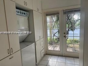 301 W Rivo Alto Dr, Miami Beach FL 33139