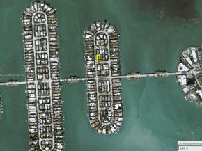 301 W Rivo Alto Dr, Miami Beach FL 33139