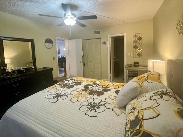 5945 Del Lago Cir 307, Sunrise FL 33313