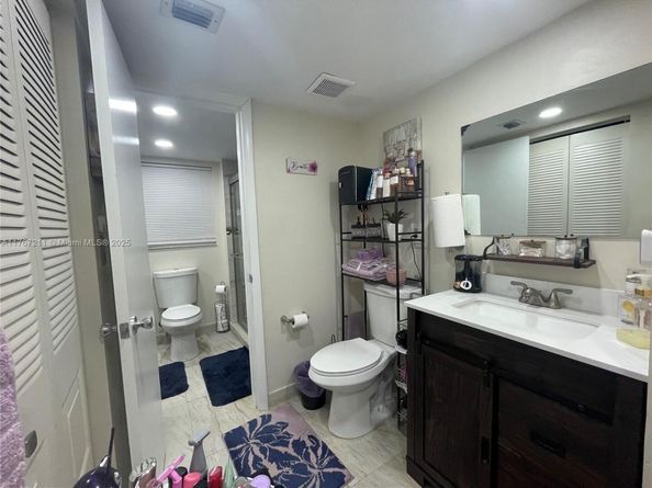 5945 Del Lago Cir 307, Sunrise FL 33313