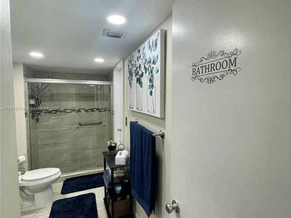 5945 Del Lago Cir 307, Sunrise FL 33313