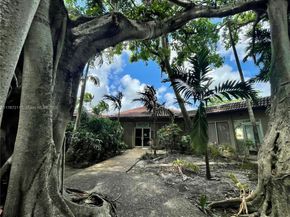 5945 Del Lago Cir 307, Sunrise FL 33313