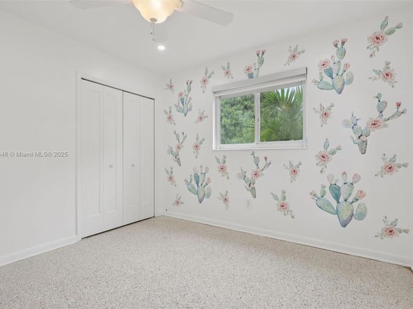 8601 NW 185th Ter, Hialeah FL 33015
