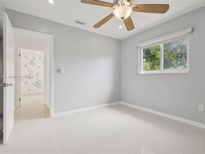 8601 NW 185th Ter, Hialeah FL 33015