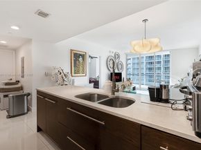 475 Brickell Ave 3111, Miami FL 33131