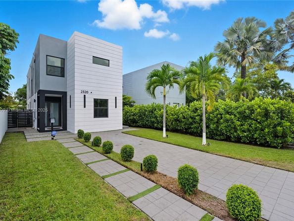 2320 SW 14th St, Miami FL 33145