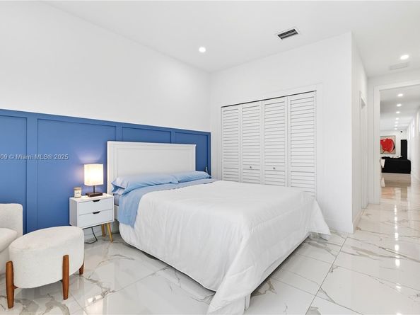 2320 SW 14th St, Miami FL 33145