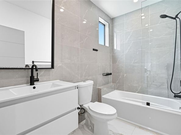 2320 SW 14th St, Miami FL 33145
