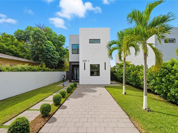 2320 SW 14th St, Miami FL 33145