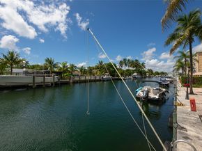 2350 NE 135th St 1503, North Miami FL 33181