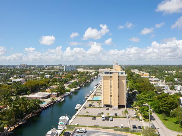 2350 NE 135th St 1503, North Miami FL 33181