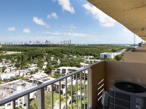 2350 NE 135th St 1503, North Miami FL 33181