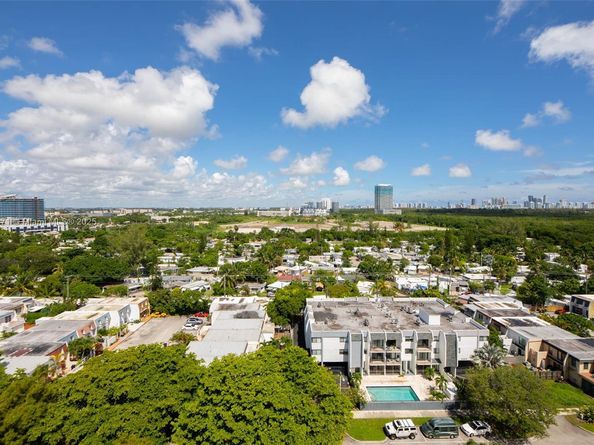 2350 NE 135th St 1503, North Miami FL 33181