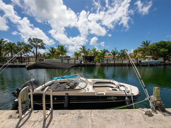 2350 NE 135th St 1503, North Miami FL 33181